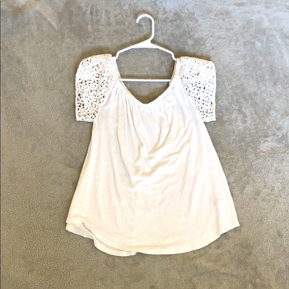 Short sleeve top